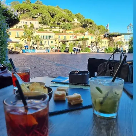 La Casina Di Adina * Porto Azzurro
